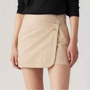 NWOT Levi’s denim wrap skirt